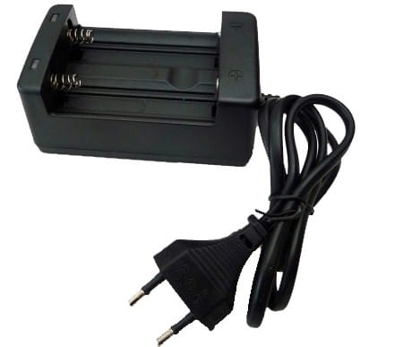 riff_ladegeraet_18650 Doppel Ladegerät für Akku Typ 18650